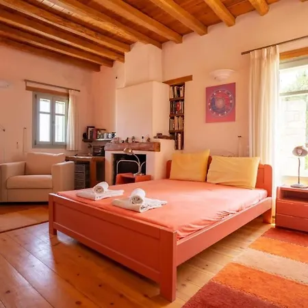Luxury Jolly In Paros Isterni Villa